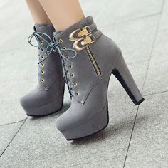 Heel Height: 10 cm Platform Height: 3 cm Shaft Height: 12 cm Color: Black, Gray, Yellow Size:34,35,36,37,38,39,40,41,42,43,44,45,46,47,48,49,50 Size Guide: Euro/CN 34 = foot length 21.5-22cm (Foot width=8-8.5cm) Euro/CN 35 = foot length 22-22.5cm (Foot width=8.5cm) Euro/CN 36 = foot length 22.5-23cm (Foot width=8.5-9cm Euro/CN 37 = foot length 23-23.5cm (Foot width=9cm) Euro/CN 38 = foot length 23.5-24m (Foot width=9-9.5cm) Euro/CN 39 = foot length 24-24.5cm (Foot width=9.5cm) Euro/CN 40 = foot Boots Winter Women, Boots Fall Ankle, Women Boot, Glamour Vintage, Platform High Heel Shoes