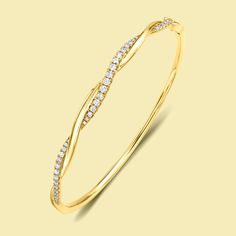 The Claire Luxury Platinum Bangle With Brilliant Cut, Luxury Elegant Bangle With Pave Setting, 3 Carat Engagement Ring, Engagement Rings 4 Carat, Braided Twist, Diamond Bangle, Stone Engagement Rings, Jewelry Inspo, Diamond Shape