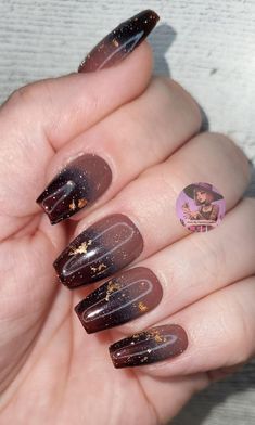 Bring the magic of the night sky to your nails with celestial designs! Save for enchanting looks that sparkle like the stars. Spring Nail Designs, Steel Nails, Nail Strengthener, Star Nails, Spring Nail, Nail Art Ideas, Nail Arts