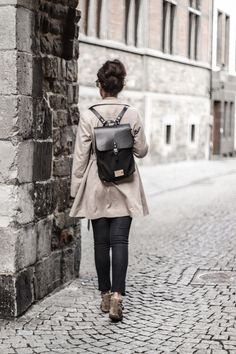 London Look, New London, Longchamp Le Pliage Backpack, Longchamp Le Pliage, Travel Style, Stockholm, Fashion Backpack, Outfit Inspirations