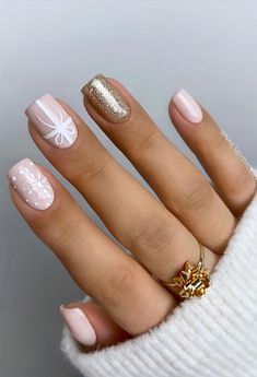 Gel Nail Colors For Winter 2023, Christmas Nails 2022, Red Christmas Nails, Nails Gold, Christmas Nails Easy, Nails 2022, Beige Nails, Christmas Nails Acrylic