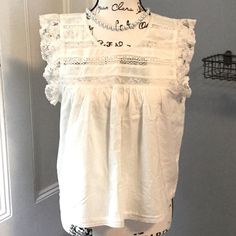 Aerie Lace And Cotton Sleeveless Cream Size S Never Worn With Tag Vacation Cotton Tank Top With Lace Trim, Cotton Lace Trim Tank Top For Vacation, Feminine Cotton Tank Top For Vacation, Cotton Lace Trim Tank Top For Beach, White Sleeveless Tank Top For Brunch, Cotton Lace Top Tank Top, Cotton Lace Top Tank, Sleeveless Cotton Tank Top For Brunch, Sleeveless Cotton Tank Top With Lace Detail