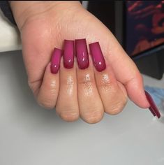 Short French Tips, Fur Nails, Natural Acrylic Nails, Short French, Airbrush Nails, Work Nails, Pretty Gel Nails, French Tips