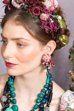 Wedding flower earrings. Flowers/colours can be customised. Perfect for weddings, other events or just everyday use.  The earrings are made of artificial flowers, preserved flowers, leaves and grass and other trinkets used for arranging :) Matching Frida headband: https://www.etsy.com/uk/listing/1307901413/pink-frida-kahlo-headband-wedding-dusty?click_key=c5888de60613d76a9d557b7924715fa1c51db470%3A1307901413&click_sum=68e6d4dd&ref=shop_home_active_1&sts=1 When stored in dry and dark place, our p Pink Party Earrings With Flower Decoration, Pink Flower Decorated Earrings For Party, Pink Flower Earrings For Evening, Green Flower Earrings For Wedding, Pink Handmade Flower Earrings For Party, Pink Flower Decorated Earrings For Wedding, Pink Flower Jewelry For Weddings, Handmade Pink Bridal Earrings For Wedding, Pink Flower Decoration Earrings For Wedding