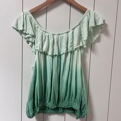 Free People Small Cora Lee Green Ombr Sleeveless Off Shoulder Top Shirt // Nwt // Size S Casual Green Sleeveless Top, Cotton Vest Top For Vacation, Green Summer Cotton Tank Top, Green Cotton Summer Tank Top, Casual Sleeveless Blouse For Vacation, Casual Green Vest Top, Summer Vest Top For Vacation, Casual Cotton Tank Blouse, Green Vest Top For Spring