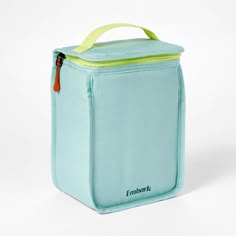 Take your lunch with you whether you're headed to the office or camping with the family with this Upright Lunch Bag from Embark™. This upright fabric lunch bag helps keep food fresh for longer. It features a zippered main compartment with a three-liter capacity plus a side mesh water bottle pocket, giving you plenty of space for snacks or a lunch as well as a beverage. Embark™: Find wonder as you wander. Pretty Lunch Boxes, Lunch Bag Ideas, Lunch Bag Aesthetic, Nike Pro Outfit, Fabric Lunch Bag, Cooler Bags, Reusable Lunch Bags, Kids Lunch Bags