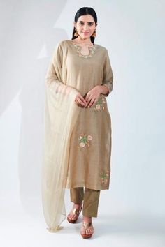 Shop for Asha Gautam Brown Chanderi Silk Kurta Set for Women Online at Aza Fashions Silk Kurta Set, Silk Stoles, Straight Cut Pants, Applique Work, Kurta Set For Women, Straight Fit Pants, Silk Kurta, Satin Pants, Silk Linen