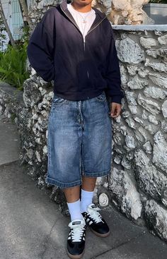 Mens 90s Style, Mexico Outfits Men, Fits For Short Guys, Outfit Ideas Men Streetwear Summer, Black Jorts Outfit Men, Jort Fits, Summer Fits Streetwear, Jorts Outfit Idea Men, Men Streetwear Aesthetic