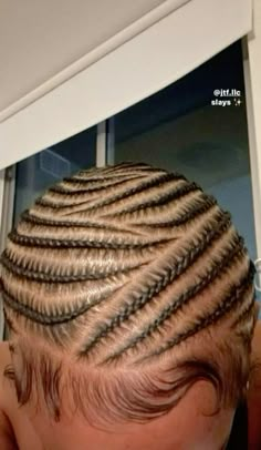 Old School Braids Black Women, Cornrows On Short Natural Hair, Corn Row Styles Natural Hair, Cornrow Twist Hairstyles, Small Stitch Braids, Natural Braided Hairstyles Without Weave, Trending Cornrows, Braids Edges, Cornrows Ideas