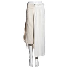 ▪ Comme des Garçons deconstructed cream skirt ▪ Constructed out of three pleated skirts ▪ Irregular hemline ▪ Size Medium ▪ Spring-Summer 2002 ▪ Made in Japan Accordion Pleated Skirt, Bustle Skirt, Cream Skirt, Fashion Reference, Costume Institute, Pleated Skirts, Sonia Rykiel, Gianni Versace, Skirt Design