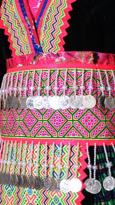 Options below are by hlab width Handmade pajntaub patterns A slightly round waist part for an easy wear around your outfit Hmong Women Hat, Hmong Hat, Hmoob Paj Ntaub, Womens Ties, Hmong Fashion, Hmong Embroidery, Traditional Skirts, Hmong Clothes, Princess Hat