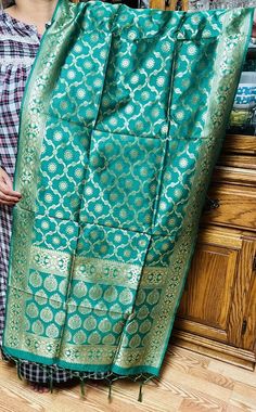 Traditional Green Scarves For Festive Season, Festive Green Shawl, Traditional Scarf For Festivals As A Gift, Green Festive Dupatta, Traditional Scarves For Festivals As Gifts, Festive Green Dupatta Scarf, Traditional Silk Shawl Scarf As Gift, Traditional Silk Shawl Scarf For Gift, Green Shawl Scarves For Festive Occasions