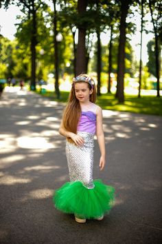 Carnival mermaid costume is a great choice for your little princess. A beautiful and spectacular purple dress with shiny green fishtail tutu will make your young lady look awesome at any themed party, birthday, Christmas, beach wedding, or Halloween. Such pageant image will be unforgettable at the photoshoot and will give a lot of positive emotions and a good mood to everyone around you. Fairytale dresses here: https://etsy.me/3yeQTQO Materials: tulle, jersey Please note that the color may be di Purple Princess Mermaid Dress For Costume Party, Pink Mermaid Tutu Dress, Wedding Party Green, Princess Mermaid Tutu Dress In Tulle, Princess Birthday Outfit, Mermaid Dress Child, Little Mermaid Dress, Beach Wedding Party, Purple Mermaid Tutu Dress For Dress-up