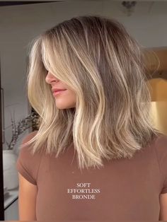 short hairstyles Simple Clothes, Blonde Hair Transformations, 2023 Hair, Bronde Hair, Fall Blonde, Blonde Hair Inspiration, Mom Hairstyles, Blonde Hair Looks, Short Blonde Hair