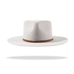 Material: Wool 56 cm White Casual Felt Hat For Fall, Casual White Felt Hat For Fall, Casual White Fedora For Fall, Classic White Felt Hat For Fall, Classic White Hat For Fall, White Casual Felt Hat With Flat Brim, White Fitted Fedora For Fall, White Flat Brim Casual Felt Hat, Casual White Felt Hat With Flat Brim