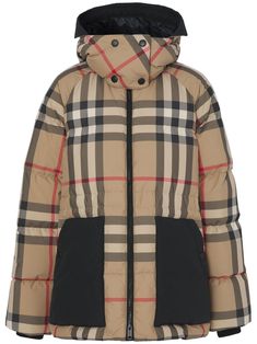 archive beige black Vintage Check pattern padded design detachable hood front zip fastening side patch pockets long sleeves straight hem Jacket For Winter, Designer Outerwear, Chanel Flats, Leather Tote Bag Women, Burberry Coat, Burberry Trench Coat, Burberry Vintage, Classic Trench Coat, Random Fashion