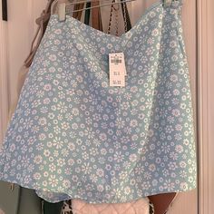 Hollister Nwt Floral Blue Skirt -No Flaws Or Stains! Never Worn -Size Large And Super Comfortable Light Blue Lined Skirt For The Beach, Trendy Light Blue Mini Skirt, Light Blue Lined Skirt For Vacation, Trendy Light Blue Mini Skirt For Summer, Trendy Light Blue Summer Mini Skirt, Blue Short Summer Skirt, Light Blue Mini Skirt For Beach Spring Season, Trendy Light Blue Summer Skirt, Trendy Light Blue Summer Skort