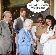 British Humor, Funny Laugh, Popular Memes, Funny Posts, The Queen