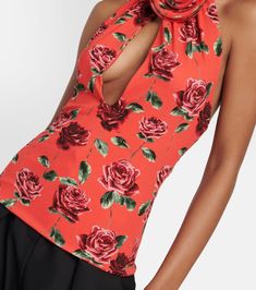 Find MAGDA BUTRYM Floral-appliqué Cutout Halterneck Top on Editorialist. Material: 8% elastane, 92% viscose. Made in Poland. Care instructions: dry clean. Designer color name: Red. Flower Cutout, Applique Blouse, Cutout Style, Cutout Top, Halterneck Top, Y2k Tops, Magda Butrym, Women Rising, Cut Out Top