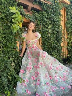 Détails de l'article :

 Numéro de produit : C2248

 Tissu : Dentelle

 Silhouette : Une ligne

 Manches : Manches courtes

 Style de dos : fermeture éclair Rose Gown, Hot Prom Dress, Bella Dress, Black Prom, Custom Size Dresses, Black Prom Dresses, Prom Dresses Lace, Floral Dresses, Prom Dresses Blue