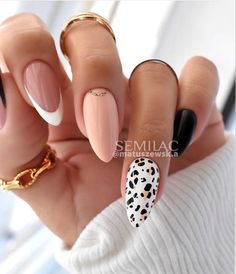 Monochromatic Nail Designs, Nude Leopard Nails, Unghie Nail Art, Cute Nails For Fall, Leopard Nails, Chic Nails, Nail Accessories, Nail Arts