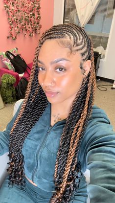 Braids With Individuals In The Back, Twist And Cornrow Hairstyles, Peekaboo Lemonade Braids, Feed Ins With Knotless Braids, Half Straight Back Half Box Braids, Half Cornrows Half Box Braids Side Part, Side Fulani Braids, Lemonade Twists Hairstyles, Side Part Feed In Braids