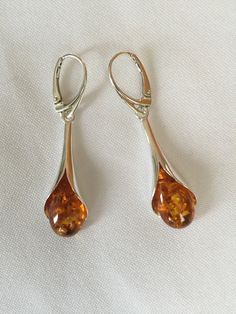 Beautiful Baltic Amber Calla Lily Drop Earrings Baby Earrings, Crystal Healing Stones, Amber Earrings, Layered Chains, Bee Earrings, Plastic Jewelry, Calla Lily, Baltic Amber, Silver Earrings Studs