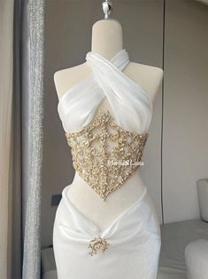 Baroque Waistband Gold Resin Mermaid Corset Bra Top Cosplay - Etsy White Dress With Corset, Mode Coachella, Prom 2k24, Royalty Dr, Look Gatsby, Itgirl Aesthetic, Angel Core, Instagram Dress, Indian Photoshoot