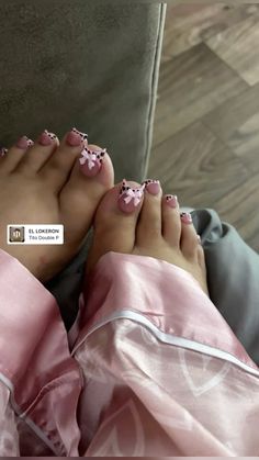 French Tip Nails Toe Nails, Toe And Nail Set, Pink French Tip Toes, Feet Care Routine, Toes Acrylic, Gel Overlay Nails, Toe Nail Colors, French Tip Toes, Pink Toe Nails