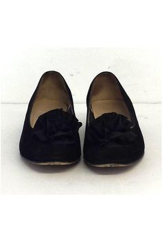 Size 5 B Black Rosette Flats Leather soles Wear on outsoles Suede upper Somer wear on leather lining Made in Italy Comes w/original box Heel Height 1" Suede Lined Round Toe Heels For Galas, Evening Heels With Rubber Sole And Round Toe, Formal Suede Heels With Rubber Sole, Evening Heels With Round Toe And Rubber Sole, Formal Heels With Suede Lining And Round Toe, Black Suede Heels With Cushioned Footbed, Black Closed Toe Court Shoes For Galas, Formal Court Shoes With Suede Lining And Round Toe, Black Cushioned Heels For Formal Occasions