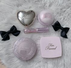 Victoria Secret Wallet, Makeup Aesthetic Products, Wallet Aesthetic, Secret Wallet, Aesthetic Products, Pink Aura, Lip Injections, Makeup Aesthetic, Pretty Skin