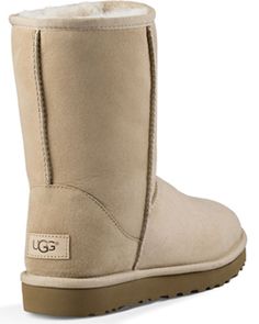 Overlock Stitch, Womens Uggs, Casual Wardrobe, Wardrobe, Boots