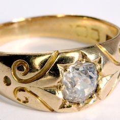 1stdibs.com | ANTIQUE GOLD & DIAMOND RING Victorian Yellow Gold Rings With Brilliant Cut, Antique Engraved Rings For Marriage, Antique Engraved Round Band Ring, Antique Engraved Round Ring For Marriage, Victorian Oval Engraved Diamond Ring, Antique Engraved Ring Hallmarked, Victorian Style Engraved Oval Diamond Ring, Victorian Engraved Oval Diamond Ring, Antique Oval Single Diamond Ring