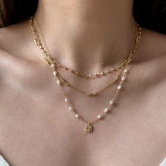 This listing is for 1 necklace in picture 1. Very chic and minimalist style and good quality. Perfect for layering with any other chains Material: Gold-plated brass, freshwater real pearl, zirconia Length: 48 cm in length, with the last 4.5 cm of the chain being adjustable, so the shortest wearing length is 43.5 cm.   Ship in 1-3 business days once the order is received from California, US. Currently only ships within the US. Gold Star Pendant, Minimalist Necklace Gold, Star Pendant Necklace, Square Pendant, Pearl Pendant Necklace, Accessories Jewelry Necklace, Cute Necklace, Gold Chain Necklace, Women Accessories Jewelry