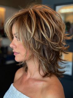 Med Length Shaggy Haircut, Chin Length Hair, Edgy Short Hair, Hair Affair