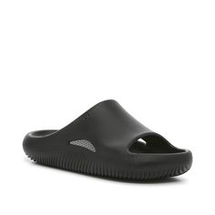 Crocs-Mellow Slide Sandal Finish off casual looks with the Mellow slide sandal from Crocs. The Iconic Crocs Comfort footbed ensures a padded and comfortable fit. Crocs Slides Outfit, Slides Outfit Men, Crocs Slides, Slides Outfit, Trending Handbags, Athletic Sneakers, Mens Sandals, Sneaker Shopping, Kids Bags