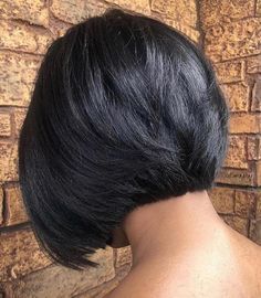 Nape-Length Bob for Black Hair Hair To Draw, Haircuts For Black Hair, Natural Hair Bob Cut, Black Bob Haircut, Medium Fine Hair, Natural Hair Bob, Bob Haircuts For Black Women, Mayvenn Hair, Graduated Bob Haircuts