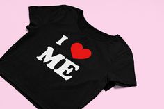 ** Shirt is a Flowy Fit, Snug Fit Crop Tops Available In Our Shop ** I Love Me Crop Top | Funny Crop Top | Y2K Clothing | Graphic Shirt | Cute Gift | Gift for Girlfriend | Crop Top | Y2K  Tee Comfy Top to Lounge in! Actual item may be lighter/darker than pictured. M A T E R I A L S - 100% RING SPUN COTTON - Flowy Fit - Shoulder Taping S I Z I N G - Size chart is available on our listing photos. S H I P P I N G  &  P R O D U C T I O N  T I M E - Production Time is 2-3 Business Days. (May be delay I Love Me Crop Top, I Love Me Shirt, Funny Crop Tops, Trendy Crop Tops, Graphic Crop Top, Hot Dads, Y2k Clothing, Y2k Baby Tee, Workout Crop Top