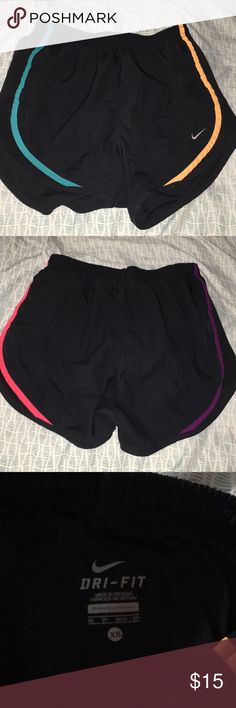 Nike multicolored tempo running shorts Black colorful trim Nike shorts! Nike Shorts Colorful Trim, Shorts Nike, Shorts Black, Black Orange, Fashion Shoes