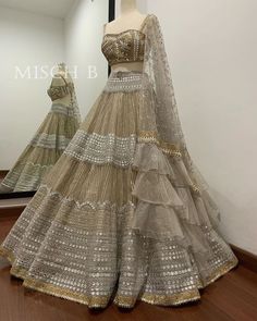 Reception Dresses For Bridesmaids, Bridesmaid Dresses Design, Lehenga For Engagement, Traditional Lehenga, Desi Clothing, New Manager