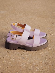 Spring Platform Sandals With Double Strap, Purple Flat Sandals For Spring, Purple Sandals For Spring, Purple Summer Sandals For Spring, Spring Purple Sandals With Flat Heel, Purple Sandals For Spring And Summer, Spring Double Strap Platform Slingback Sandals, Spring Purple Flat Heel Sandals, Purple Open Heel Sandals For Spring