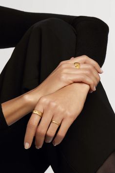 Coco Crush ring, Quilted motif, small version, 18K yellow gold on the CHANEL website. Camelia Chanel, Coco Crush Ring, Chanel Fine Jewelry, Coco Crush, Chanel Ring, Chanel Watch, Chanel Store, Chevron Ring, Couture Mode