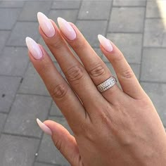 Almond Nails Natural, Ombre Nail Polish, Long Almond Nails, Ombre Acrylic Nails, Nail Design Inspiration, Almond Shape Nails, Almond Acrylic Nails