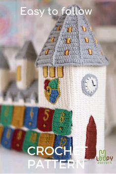 a crochet house is shown with the words easy to follow written below it