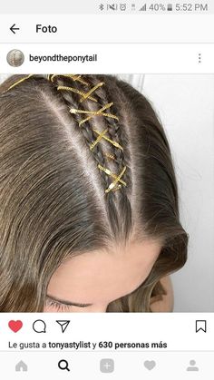 Trenza con cadenaBraids and chains. Chain Link Braid, Aesthetic Surgeon, Chain Braid, Bun Hairstyles For Long Hair, Natural Beauty Tips, Hair Art, Afro Hairstyles, Bun Hairstyles