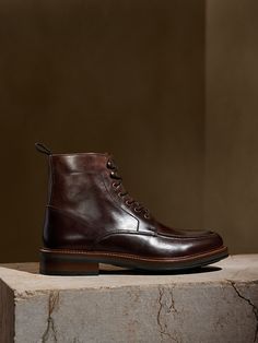 Work Boots Outfit, Men Reference, Gentlemen Wear, Wedding Boots, Gentleman Shoes, Mens Ankle Boots, An Apron, Shoes Photography, Men’s Boots