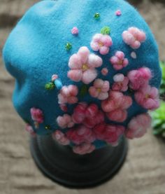 Handmade wool felt hat, beret painter "Fantasy Flowers" Handmade Felt Hat For Winter, Handmade Felt Hat For Winter Gift, Whimsical Handmade Felt Hat, Handmade Felt Cap, Artistic Handmade Blue Hats, Handmade Artisan Felt Hat For Spring, Handmade Whimsical Felt Hat For Winter, Handmade Whimsical Felt Hat, Handmade Spring Beanie Mini Hats