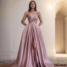 Olivia Mark - Feminine Floor-Length Gown in Blush Pink Long Dress, Formal Dresses With Sleeves, Princess Skirt, Pink Formal Dresses, Bodysuit Dress, Crop Top Dress, Long Evening Gowns, Sleeveless Long Dress, Ladies Gown