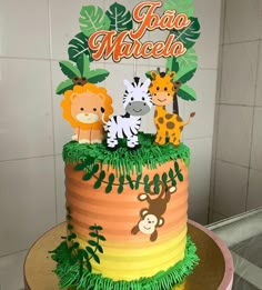 there is a cake with animals on it