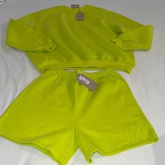 New Lime Green Ladies Shorts Size M Fleeceback. Green Fleece Bottoms For Loungewear, Short Fleece Bottoms For Loungewear, Polo Cardigan, Ladies Shorts, Cropped Polo, Ladies Sweater, Duster Cardigan Sweater, Rib Knit Cardigan, Cozy Cardigan